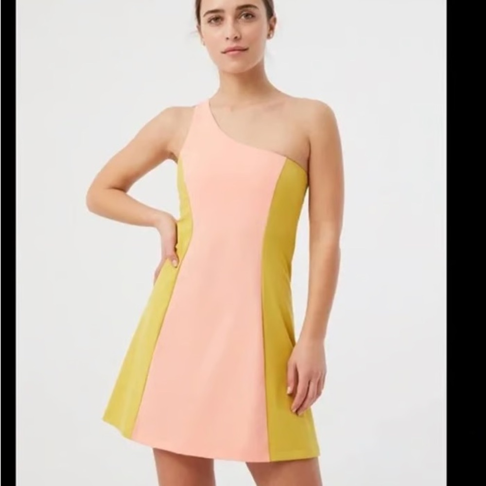 Outdoor Voices Women’s One Shoulder Athletic Dress Nectarine/Dijon Size XL